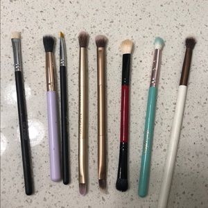 Set of eye brushes (different brands)